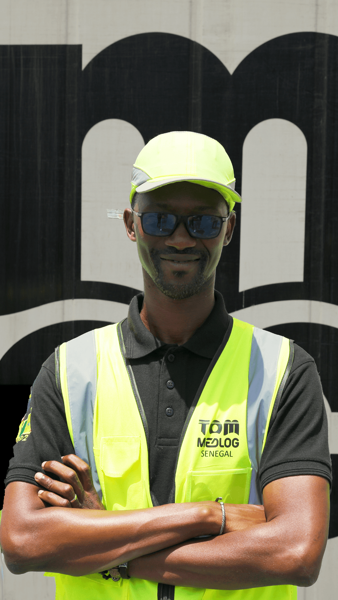 TOM MEDLOG Image header